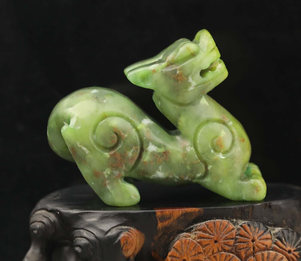 Art Craft Love - Old Natural Jade Hand-Carved Statue of