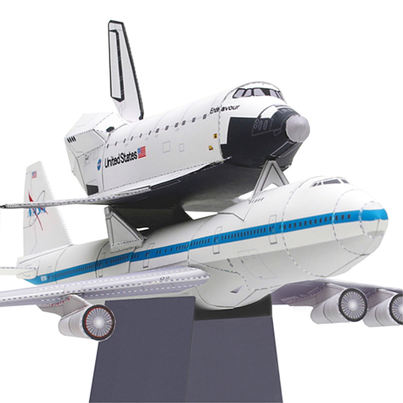 Boeing 747 Shuttle Carrier Air - Art Craft Cardboard recension och pris